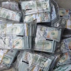 Acquista banconote false 100 dollari