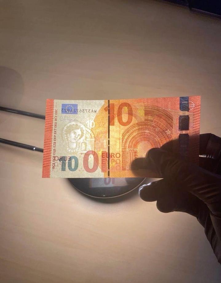 Banconote false 10 euro