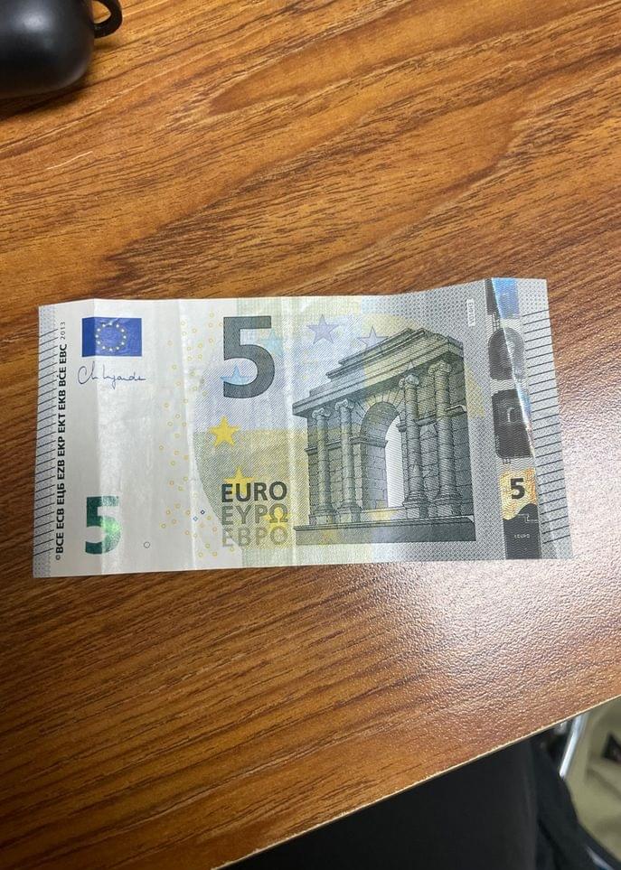 Banconote false 5 Euro in vendita in linea - immagine 2