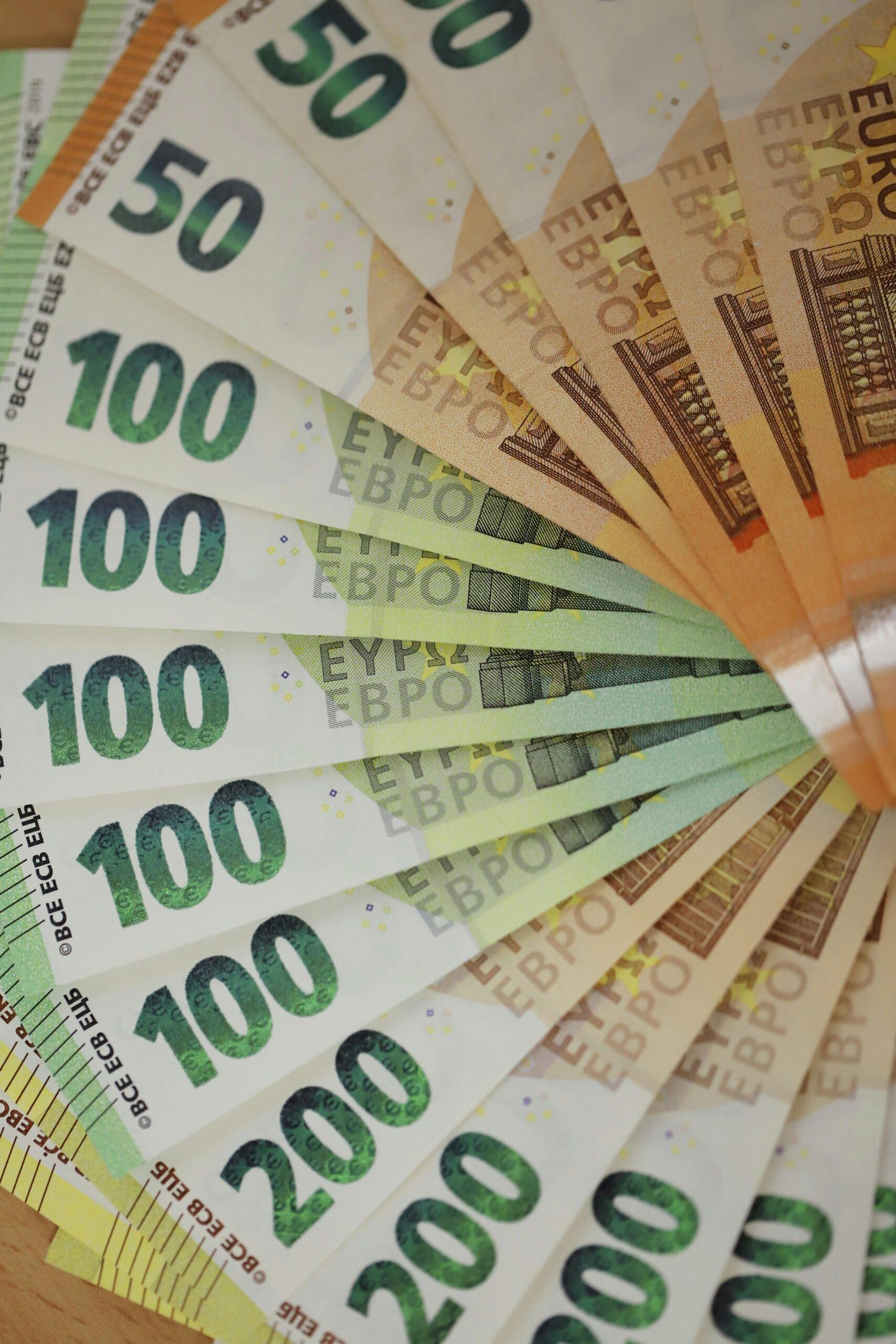 Compare euro falsi