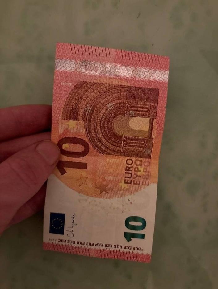 Banconote false 10 euro