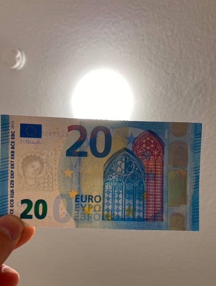 Soldi falsi 20 Euro