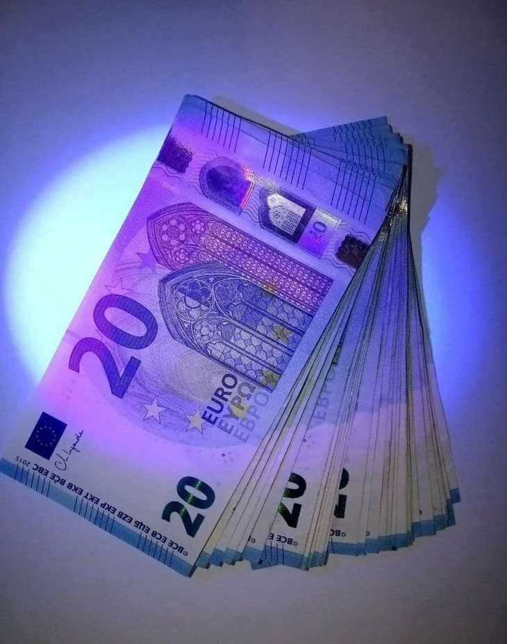 Soldi falsi 20 Euro italia