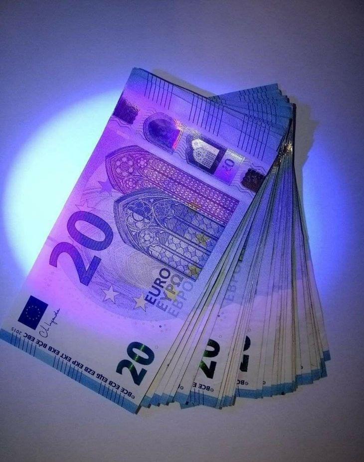 Soldi falsi 20 Euro italia